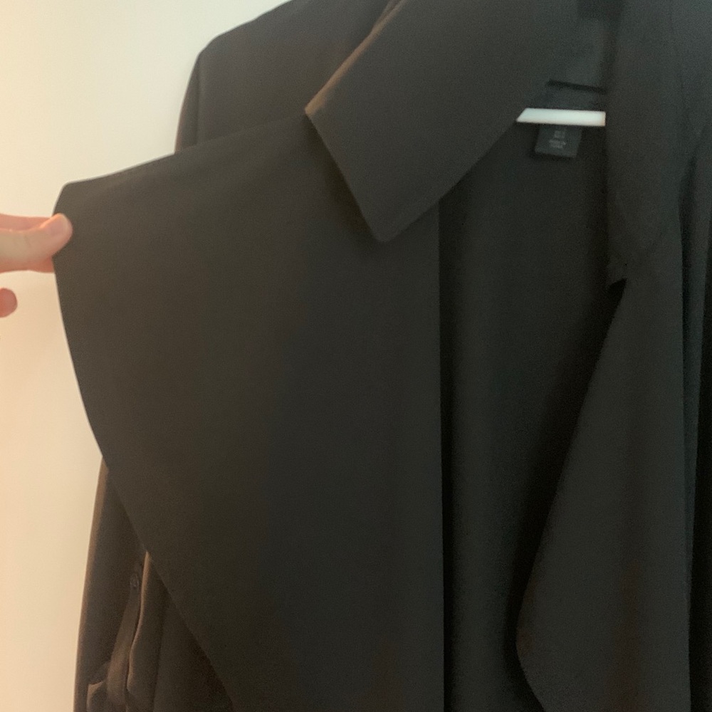 Long black jacket - Picture 2 of 4